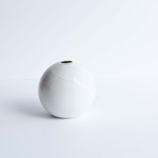 Orb vase | Stoneware vase GOLD