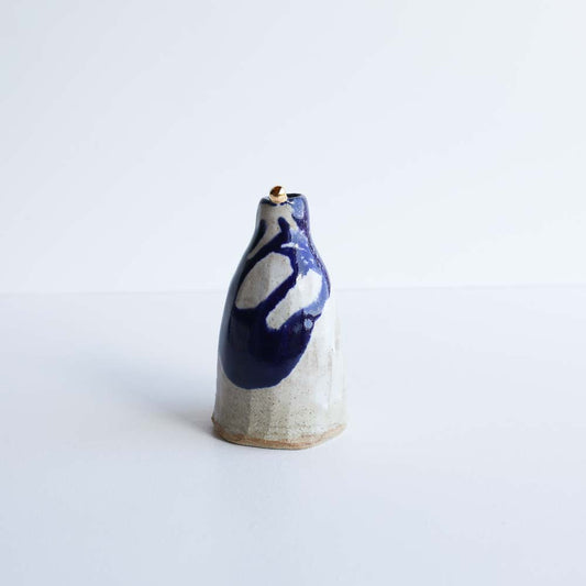 Bottle vase | Stoneware vase GOLD