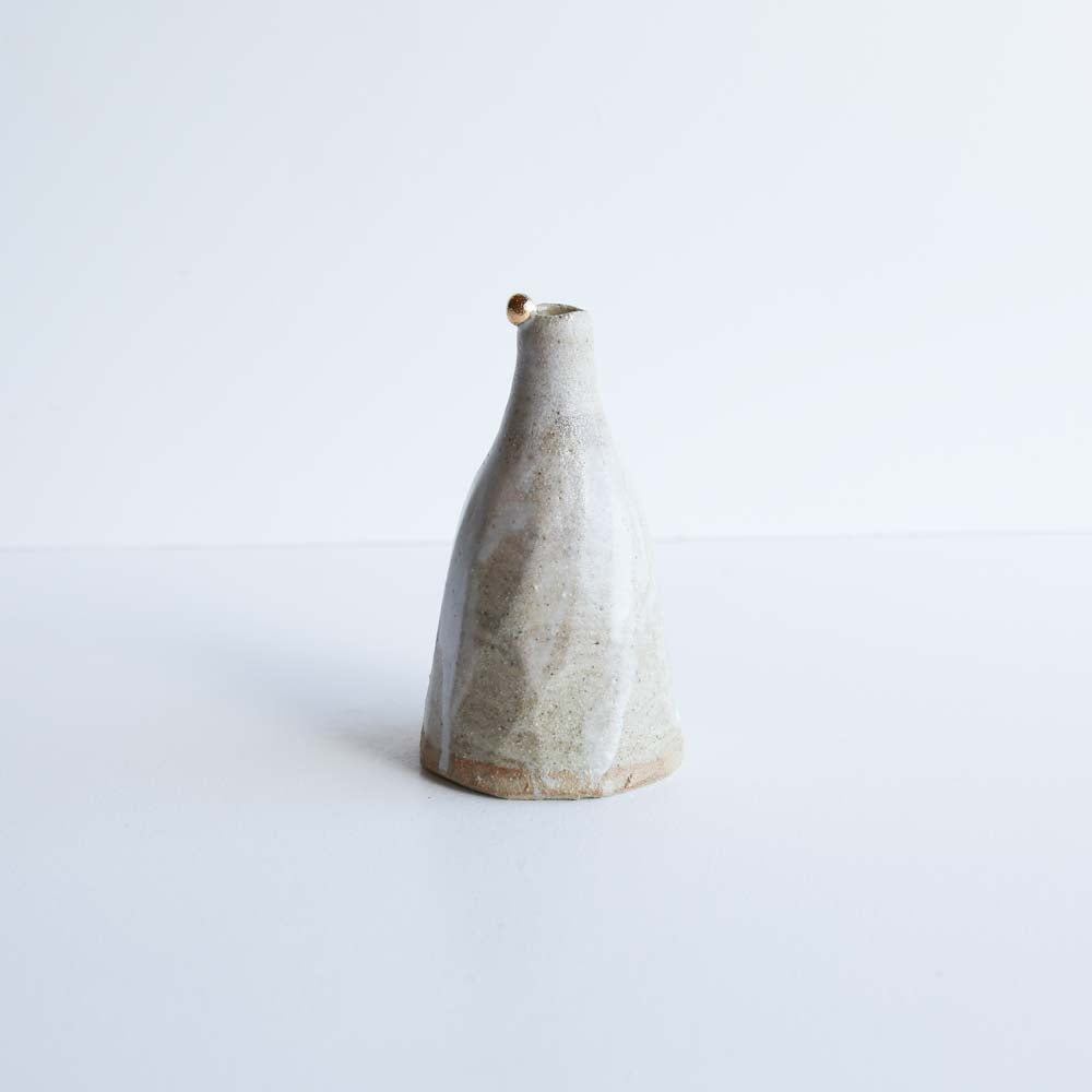 Bottle vase | Stoneware vase GOLD