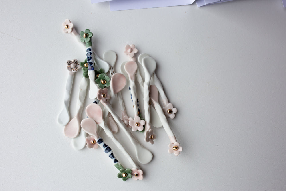 Porcelain flower spoon