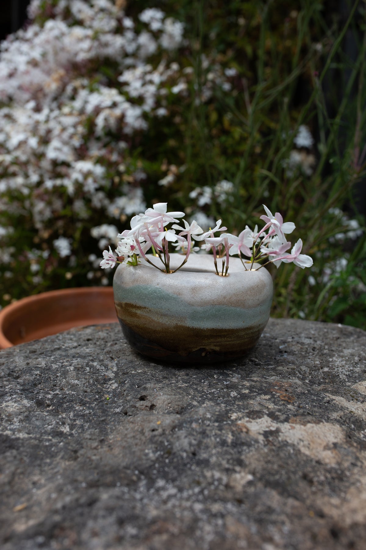 Kinwa Vase - The Golden Ring  Medium