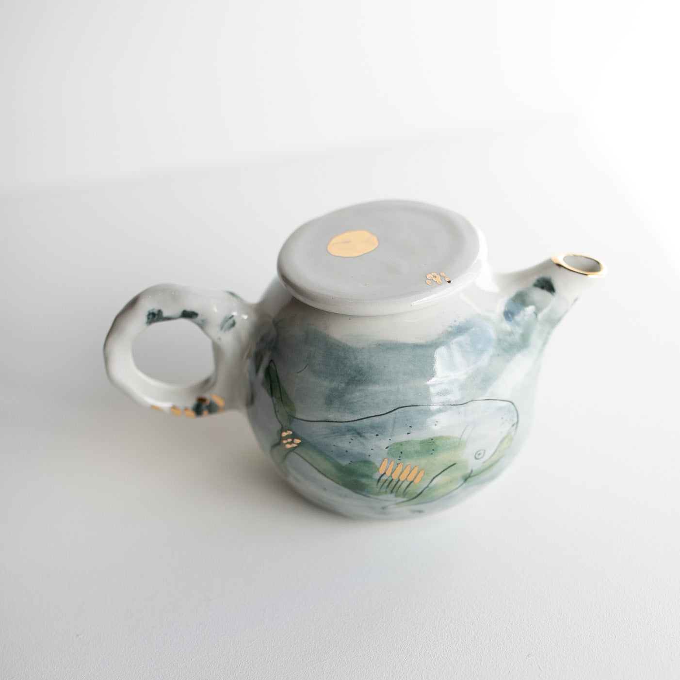 Teapot- Pufferfish and whale | Gold