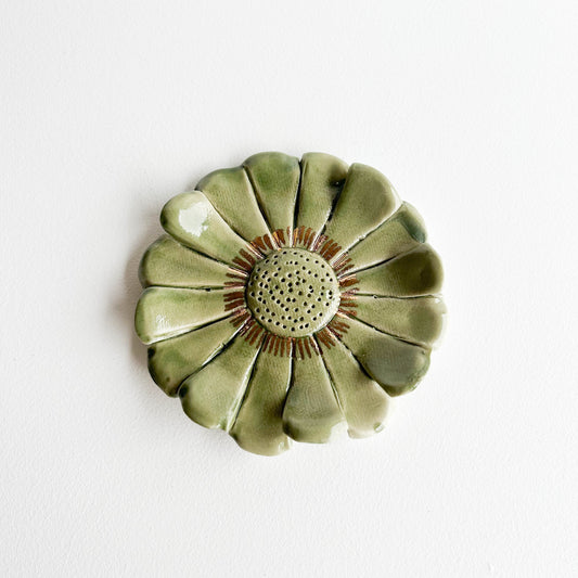Stoneware flower for the wall (GOLD)