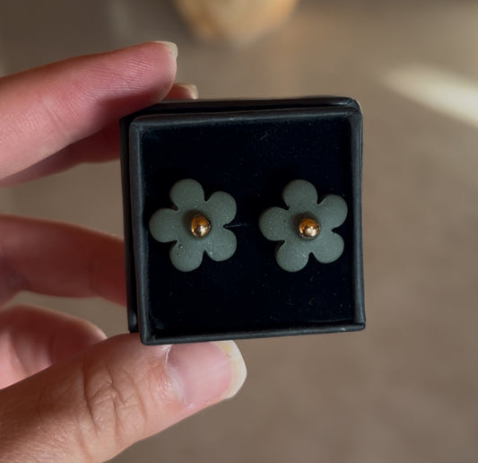 Green and gold flower stud earrings