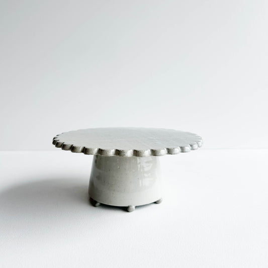 Small Petal edge cake stand