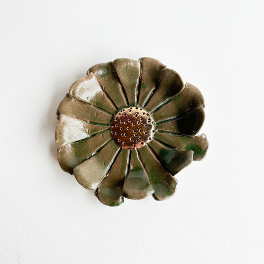 Stoneware flower for the wall (GOLD)