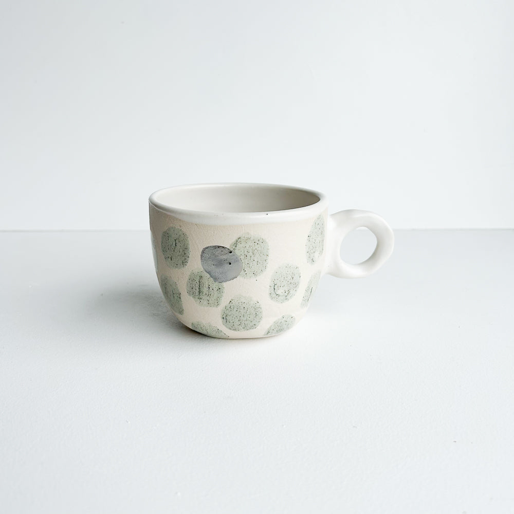 Large spot cup