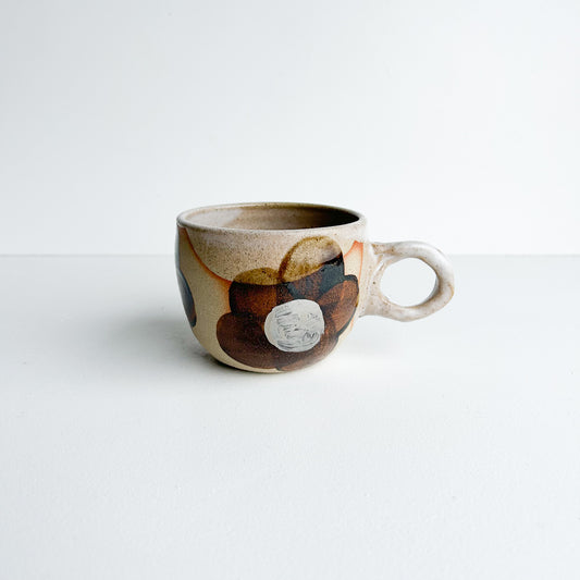 Large daisy cup