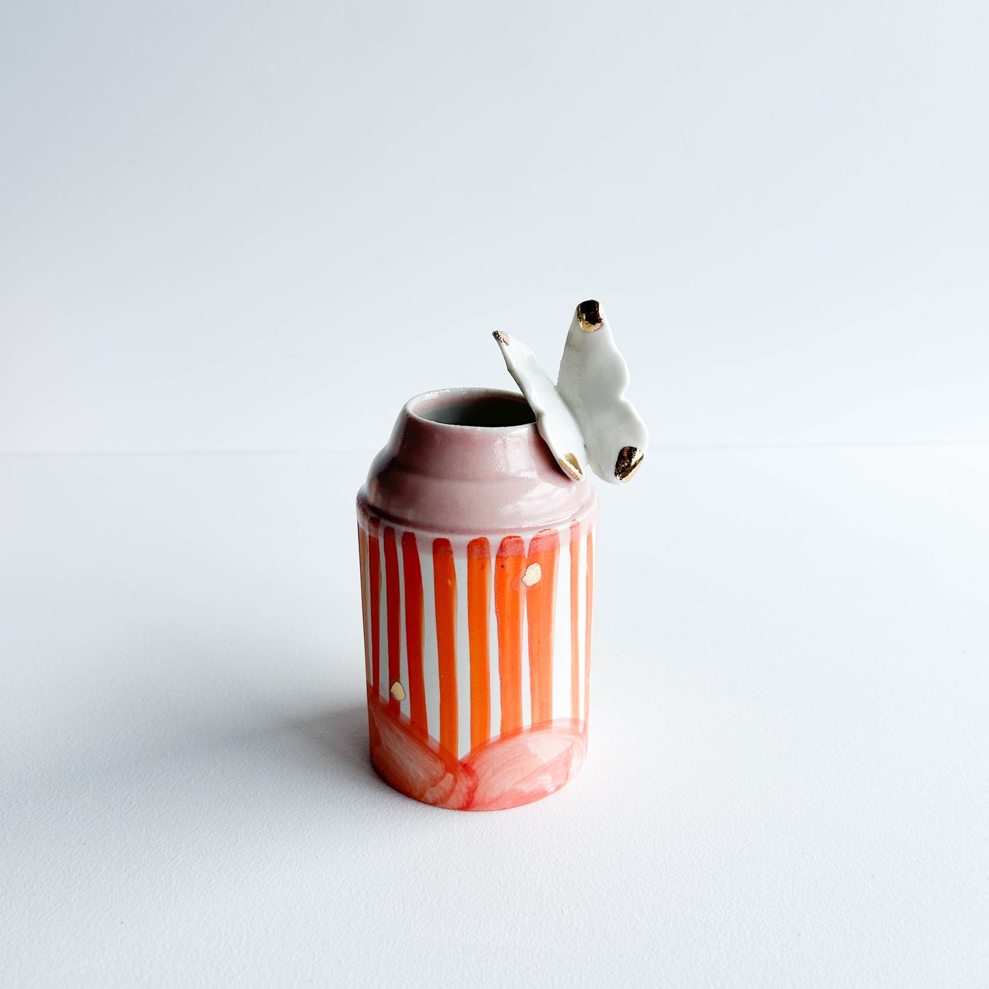 Butterfly vase | Stoneware vase GOLD