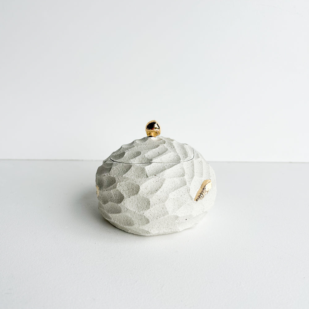 Lidded jewellery Pod