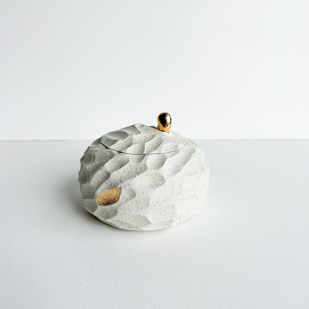 Lidded jewellery Pod