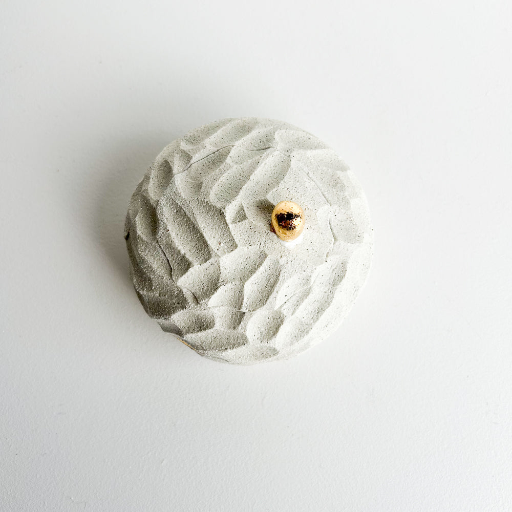 Lidded jewellery Pod