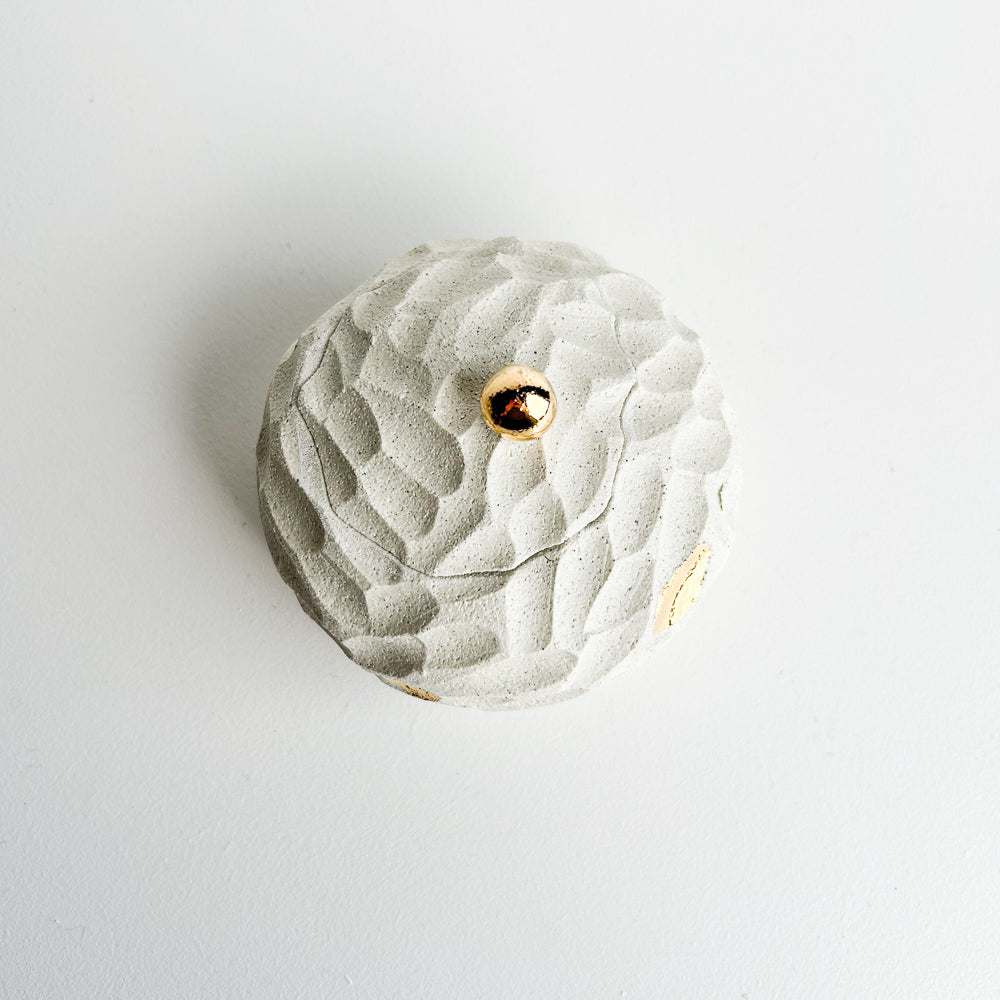 Lidded jewellery Pod
