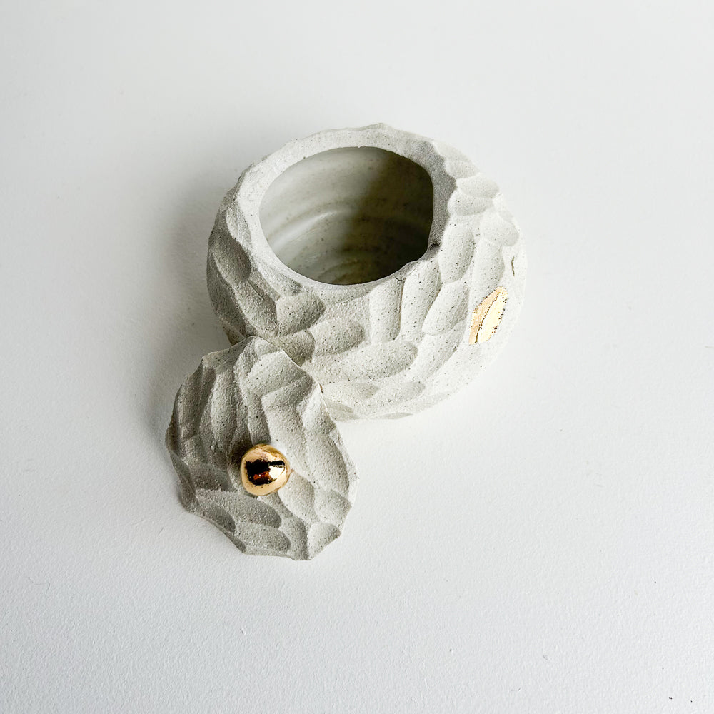 Lidded jewellery Pod