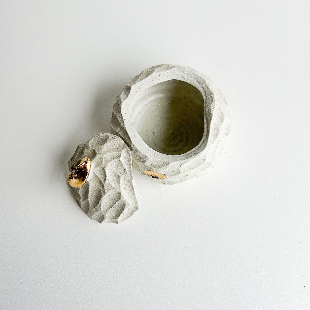 Lidded jewellery Pod