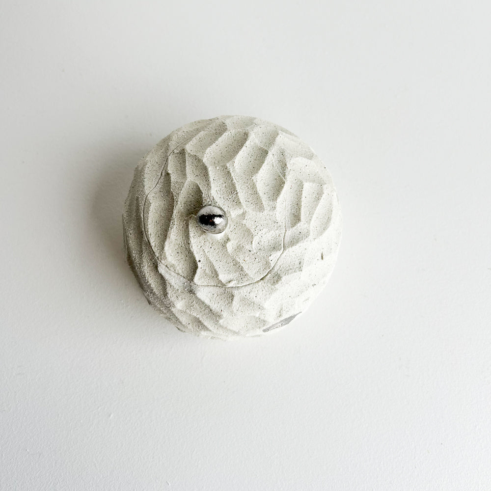 Lidded jewellery Pod