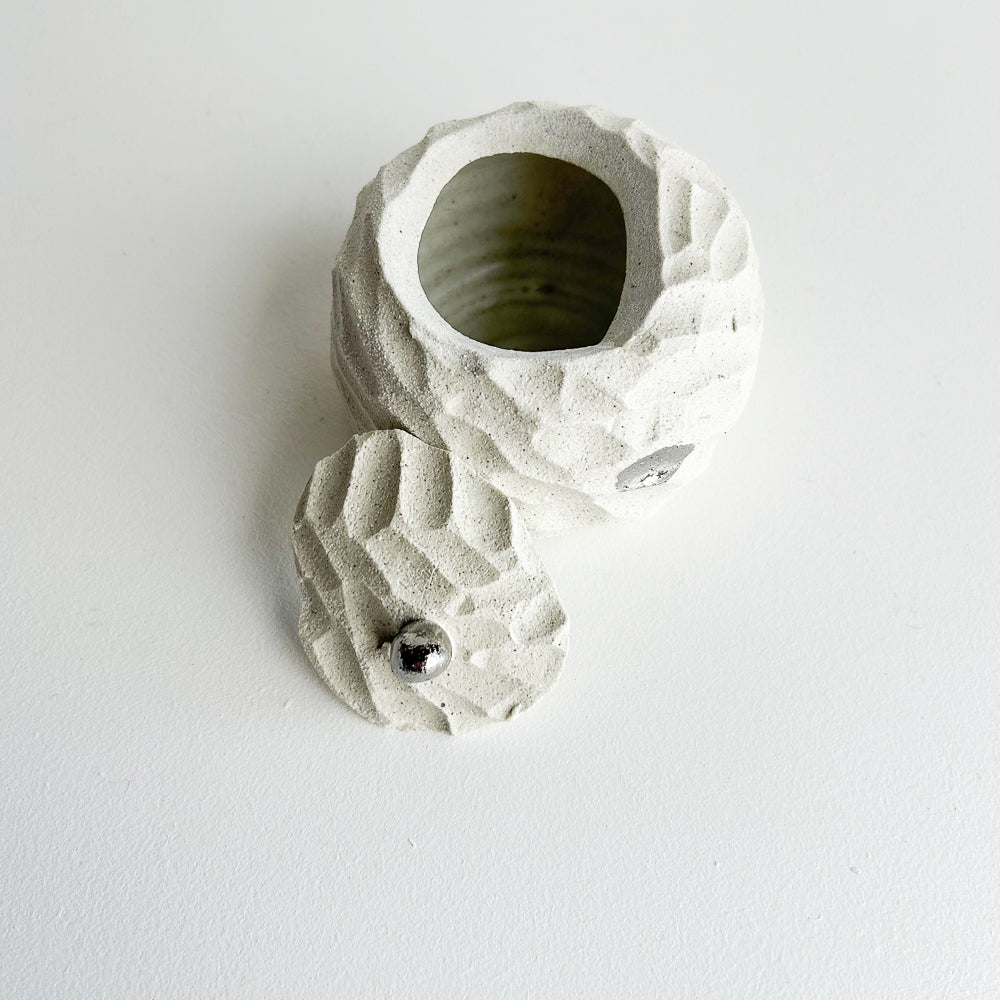 Lidded jewellery Pod
