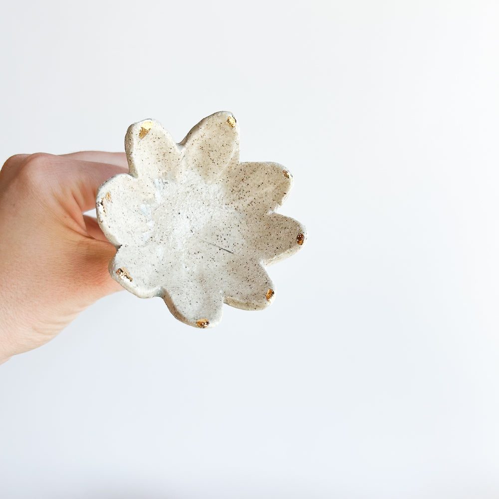 Single Flower Bee Bowl small