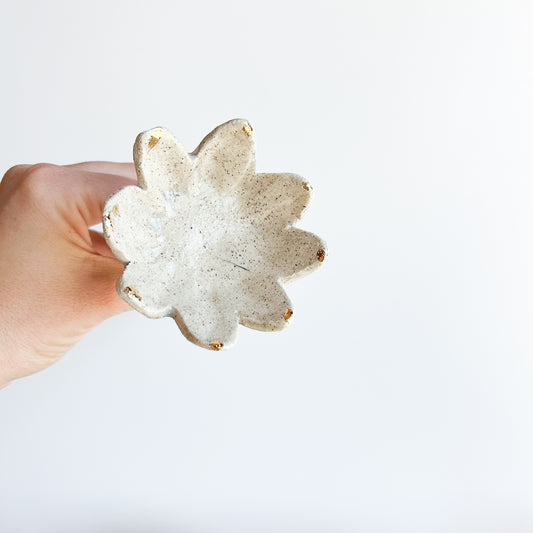 Single Flower Bee Bowl small