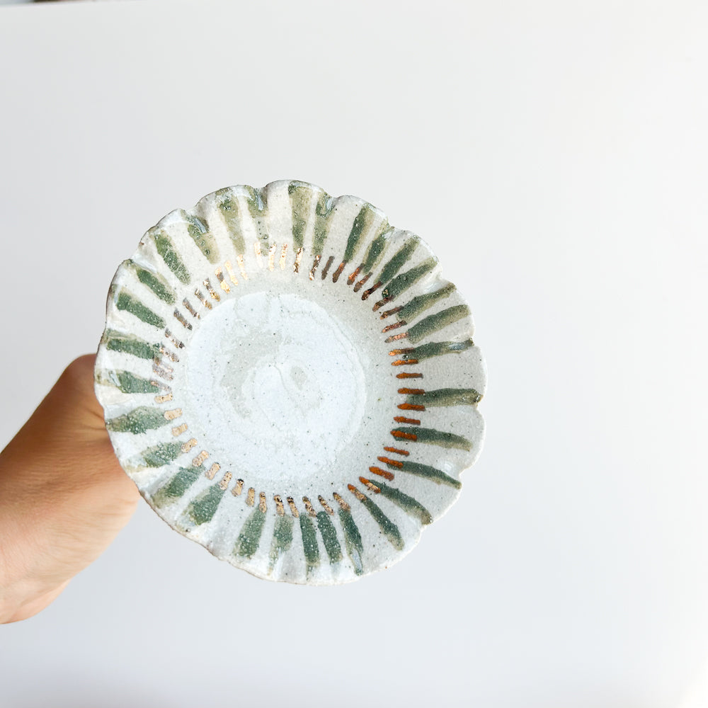 Single Flower Bee Bowl