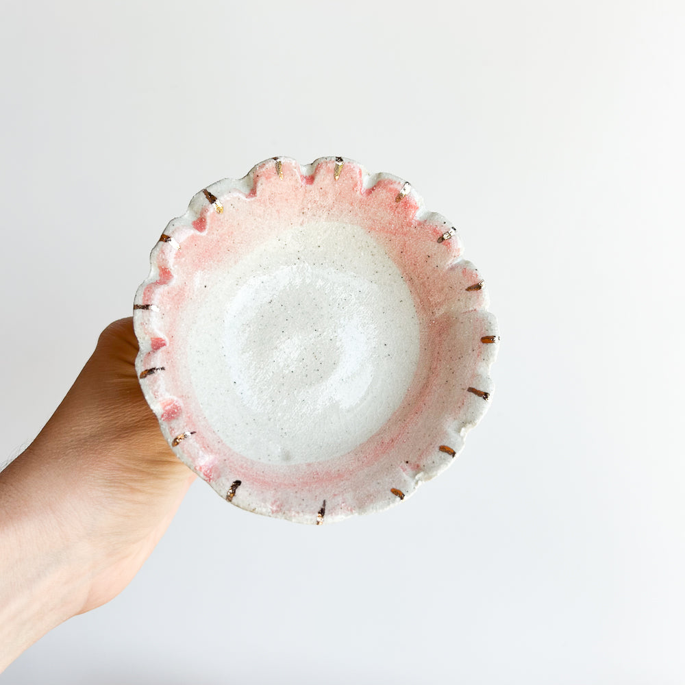 Single Flower Bee Bowl