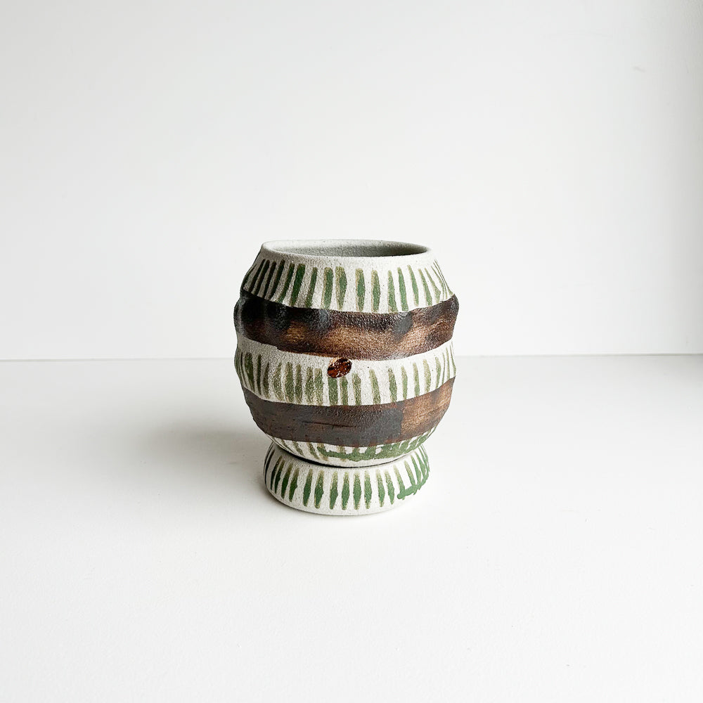 Cactus planter with saucer/stand