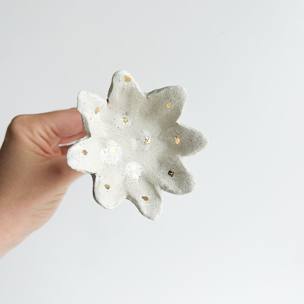 Single Flower Bee Bowl small