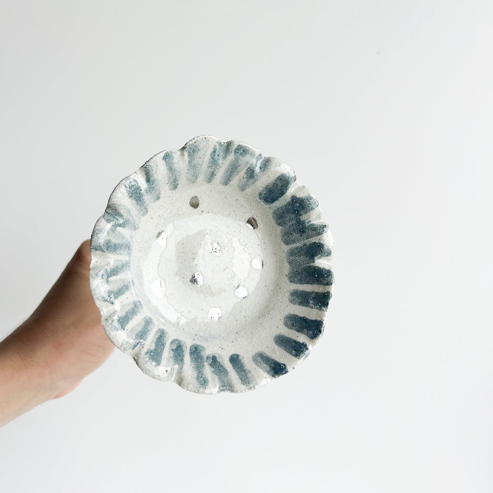 Single Flower Bee Bowl