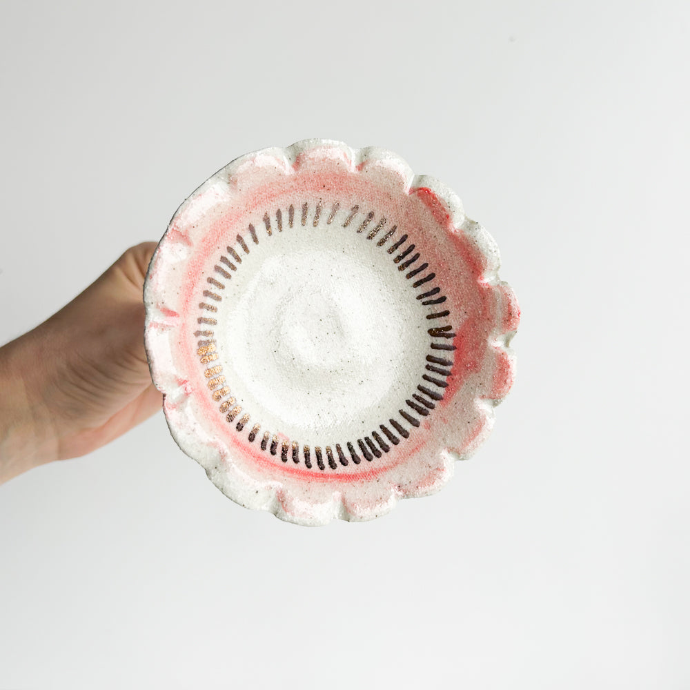 Single Flower Bee Bowl