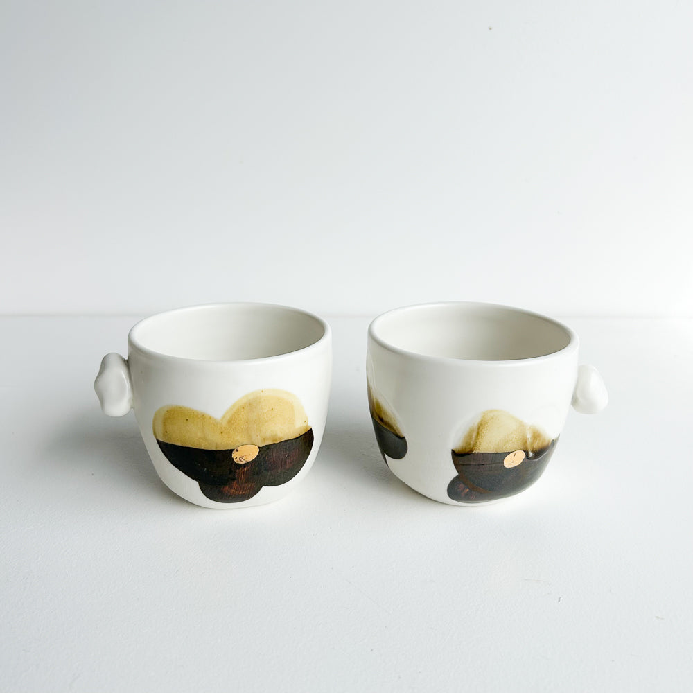 Colourful cup set