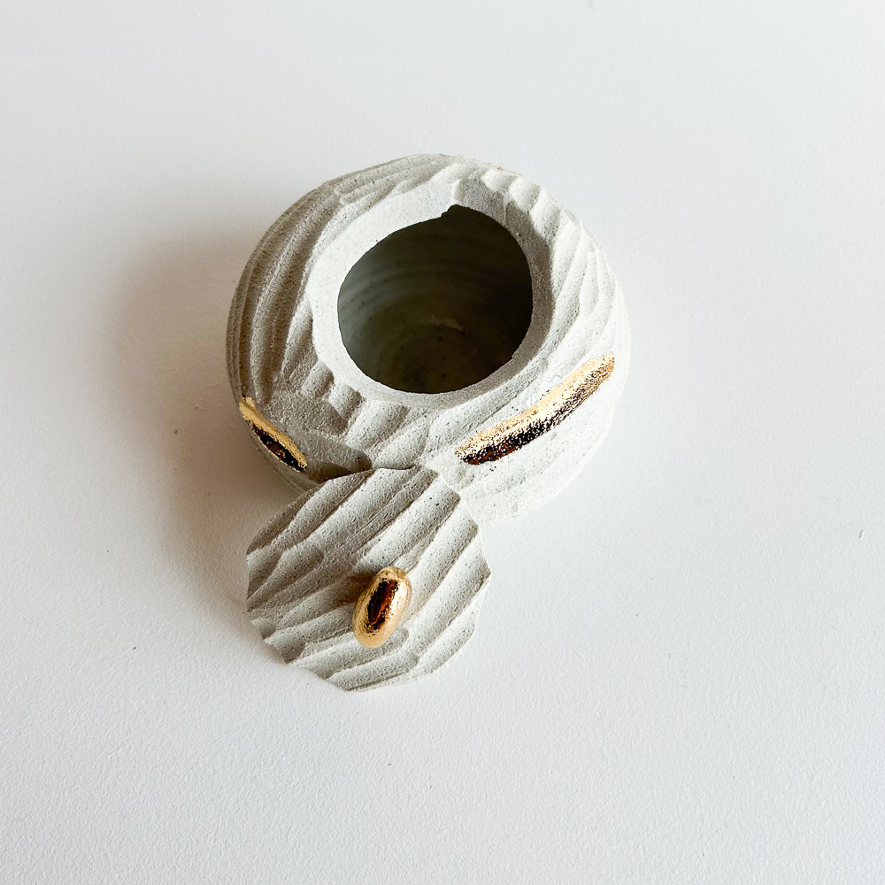 Lidded Salt Pod small Flat base