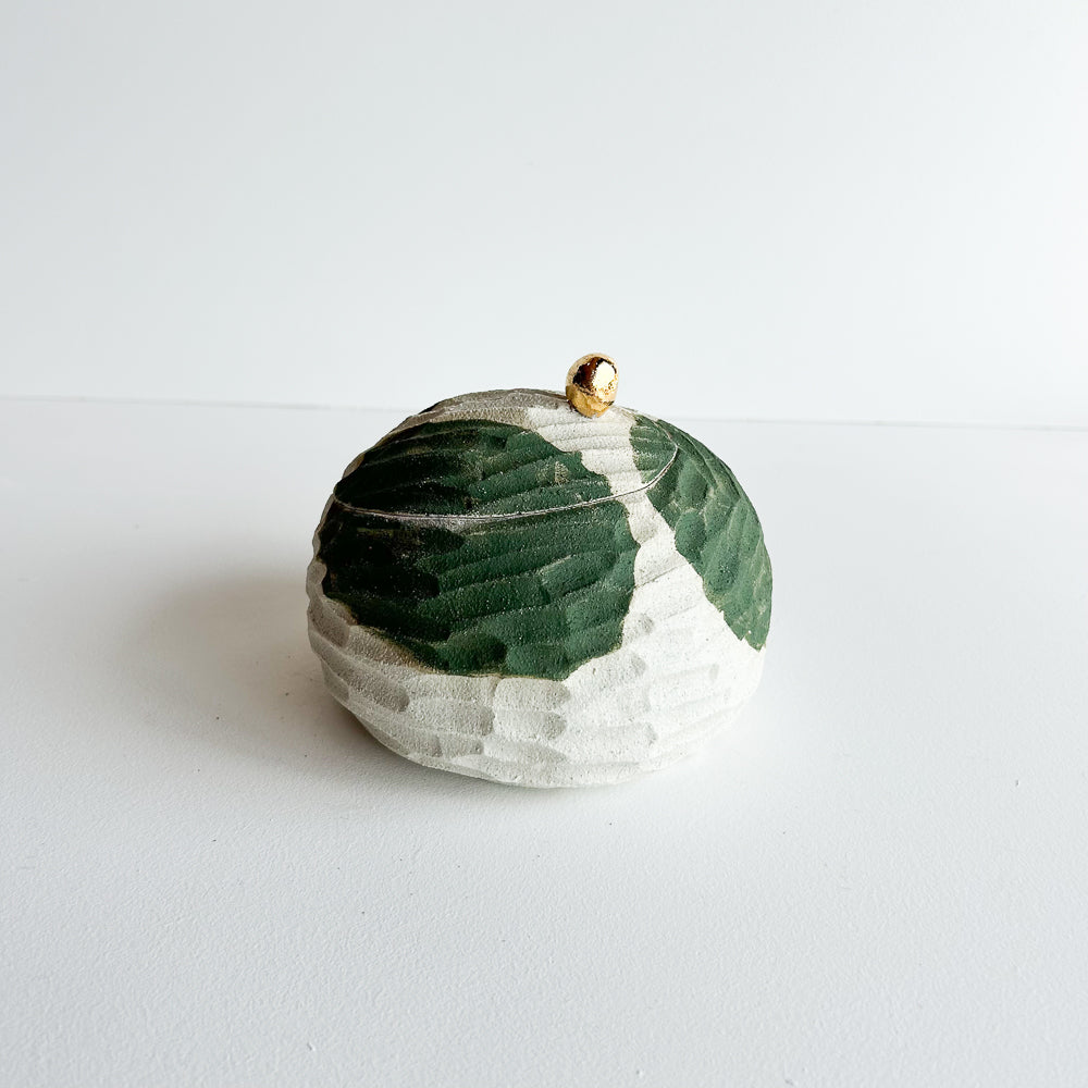 Lidded Salt Pod large Flat base