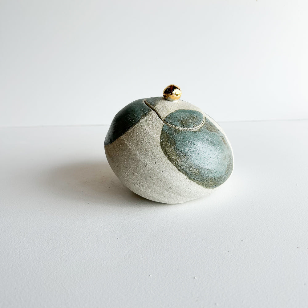 Lidded Salt Pod large Tilted