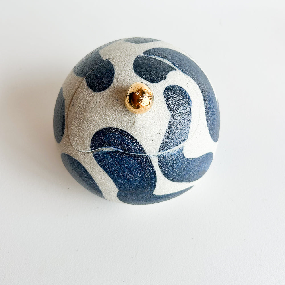 Lidded Salt Pod large Tilted
