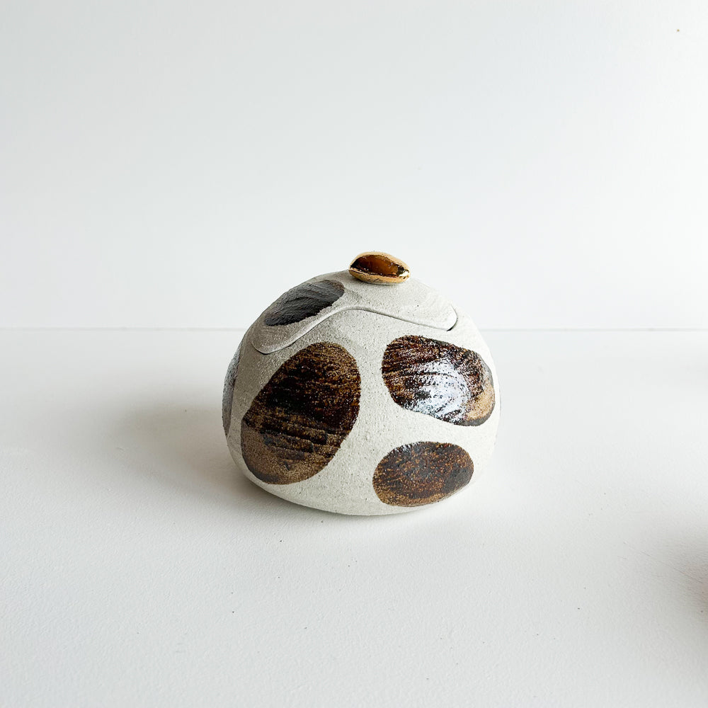 Lidded Salt Pod large Tilted