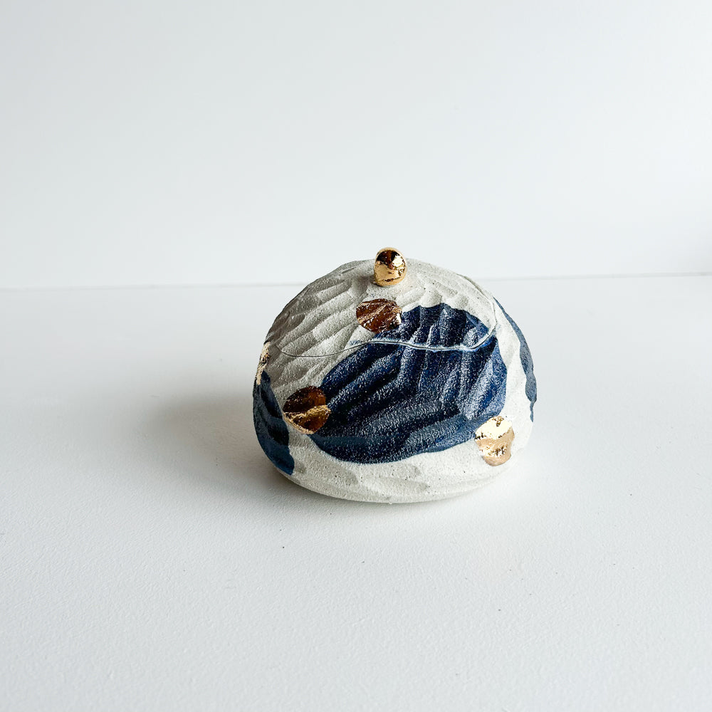 Lidded Salt Pod small Tilted
