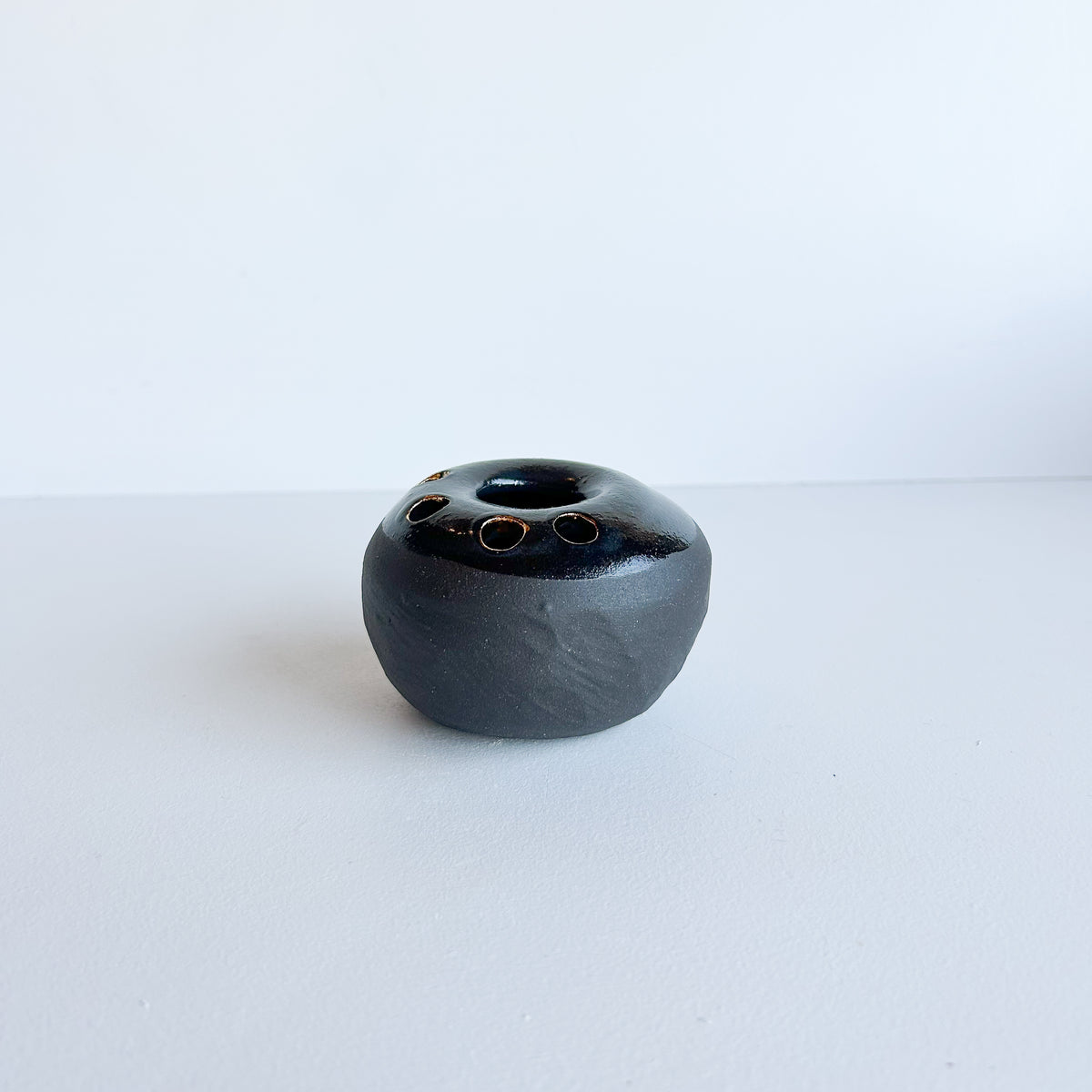 Kinwa Vase - The Golden Ring  Small