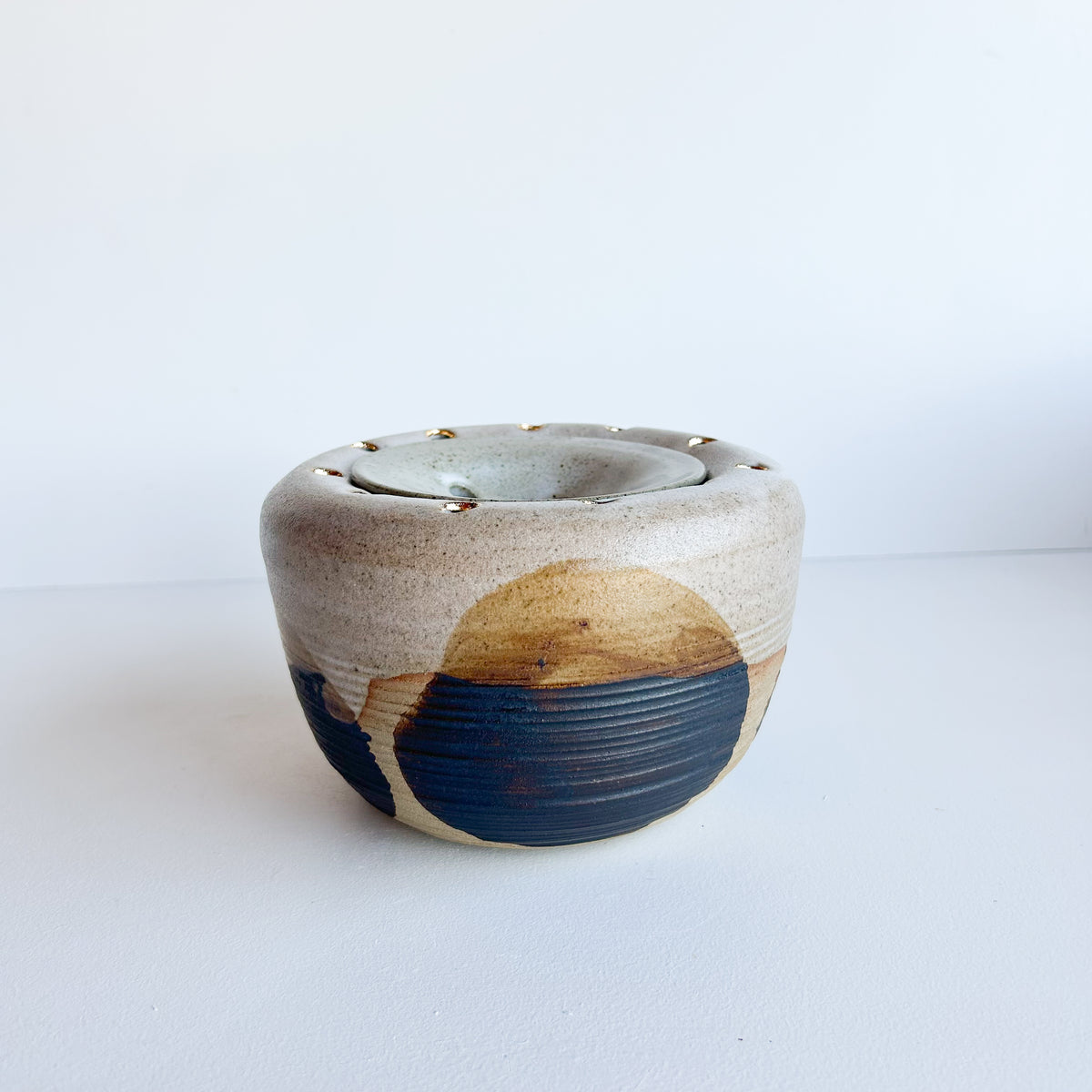 Kinwa Vase - The Golden Ring  Large