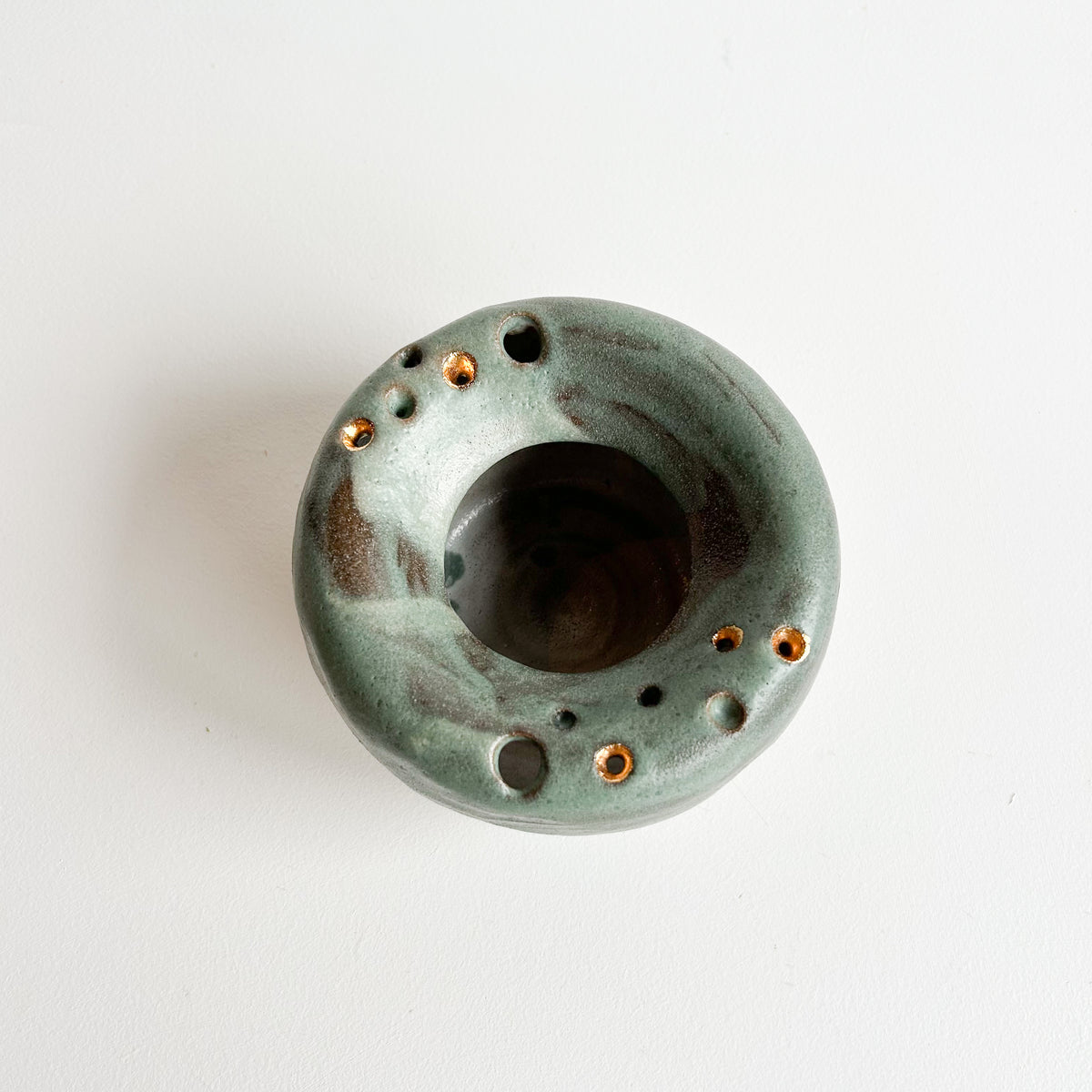 Kinwa Vase - The Golden Ring  Medium