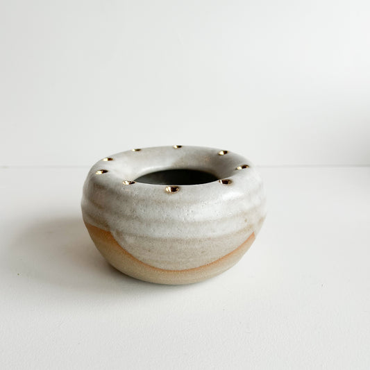 Kinwa Vase - The Golden Ring  Medium