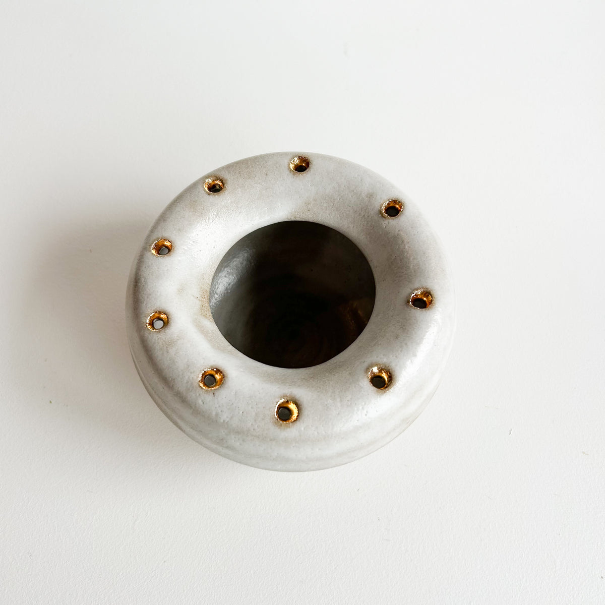Kinwa Vase - The Golden Ring  Medium