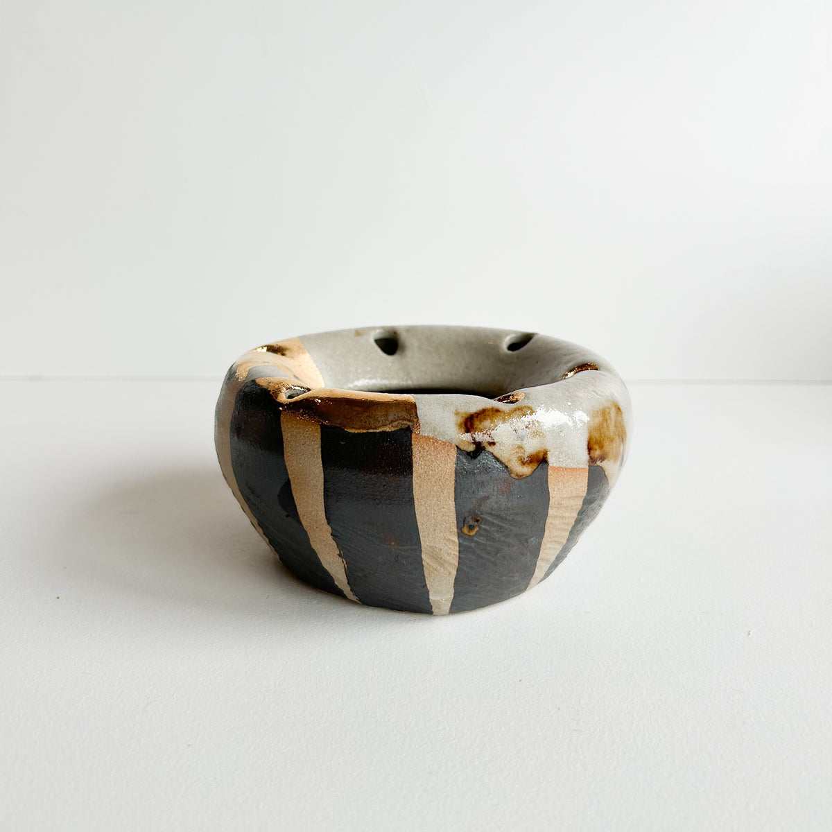 Kinwa Vase - The Golden Ring  Medium