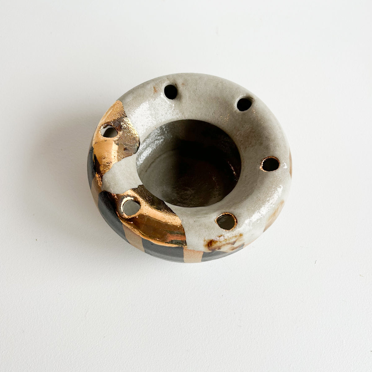 Kinwa Vase - The Golden Ring  Medium