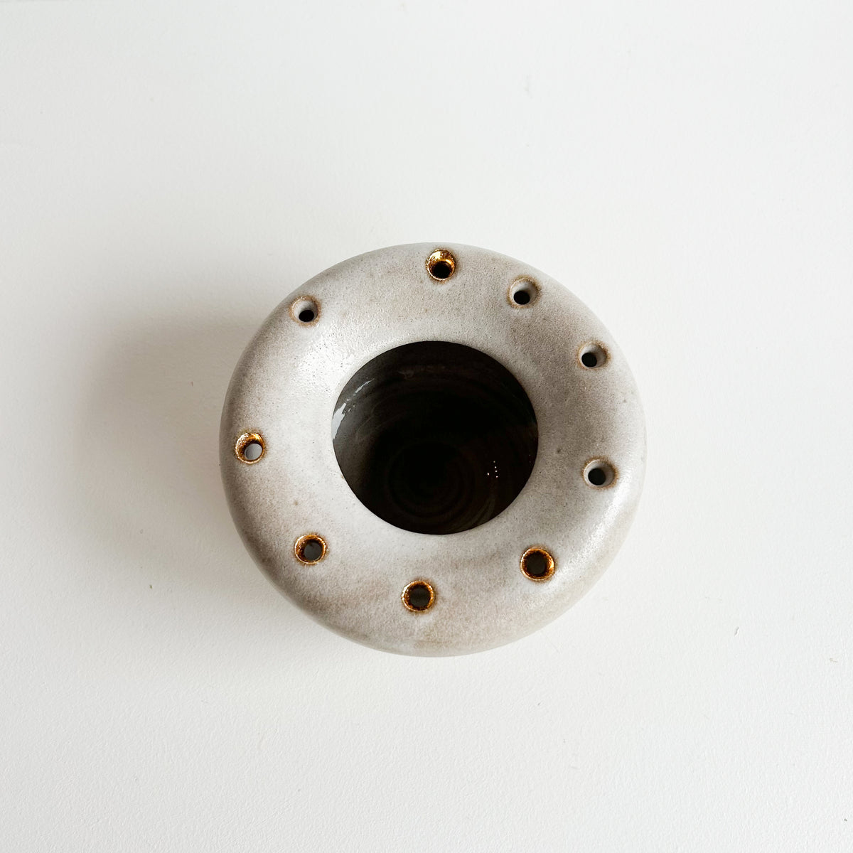 Kinwa Vase - The Golden Ring  Medium