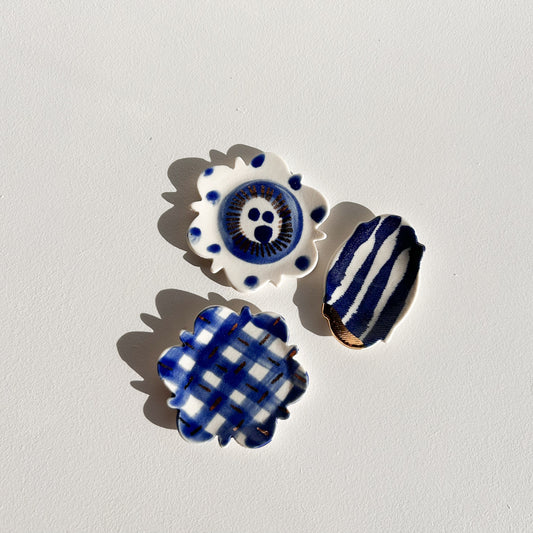 Porcelain mini dish set