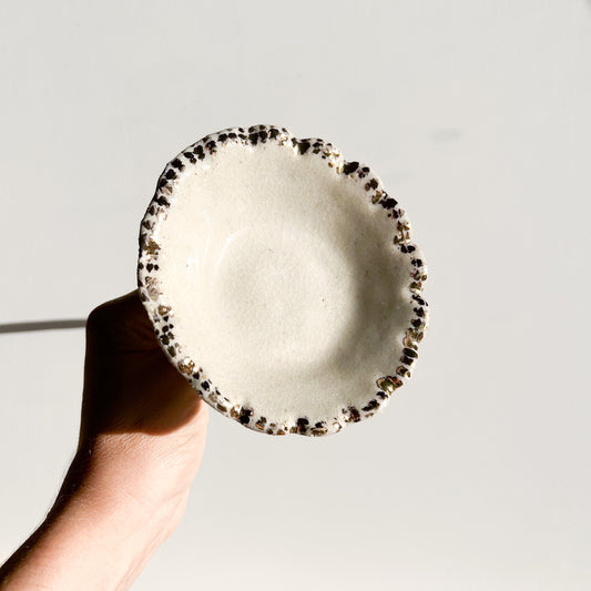 Single Flower Bee Bowl