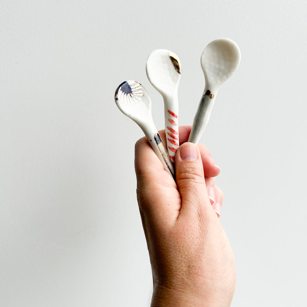 Spoon pack of three | Porcelain | Gold