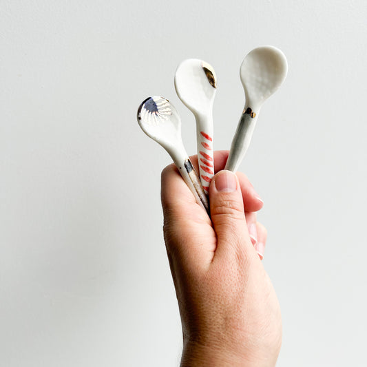 Spoon pack of three | Porcelain | Gold