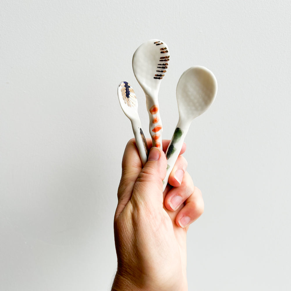 Spoon pack of three | Porcelain | Gold