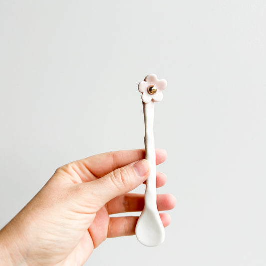 Porcelain flower spoon